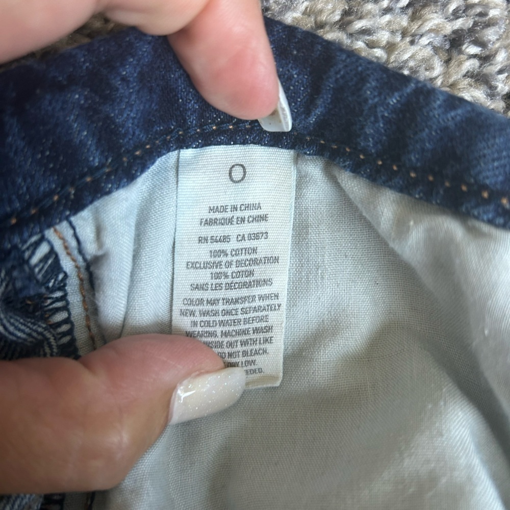 American Eagle Women’s Distressed Jean Shorts size 0 - Picture 6 of 6